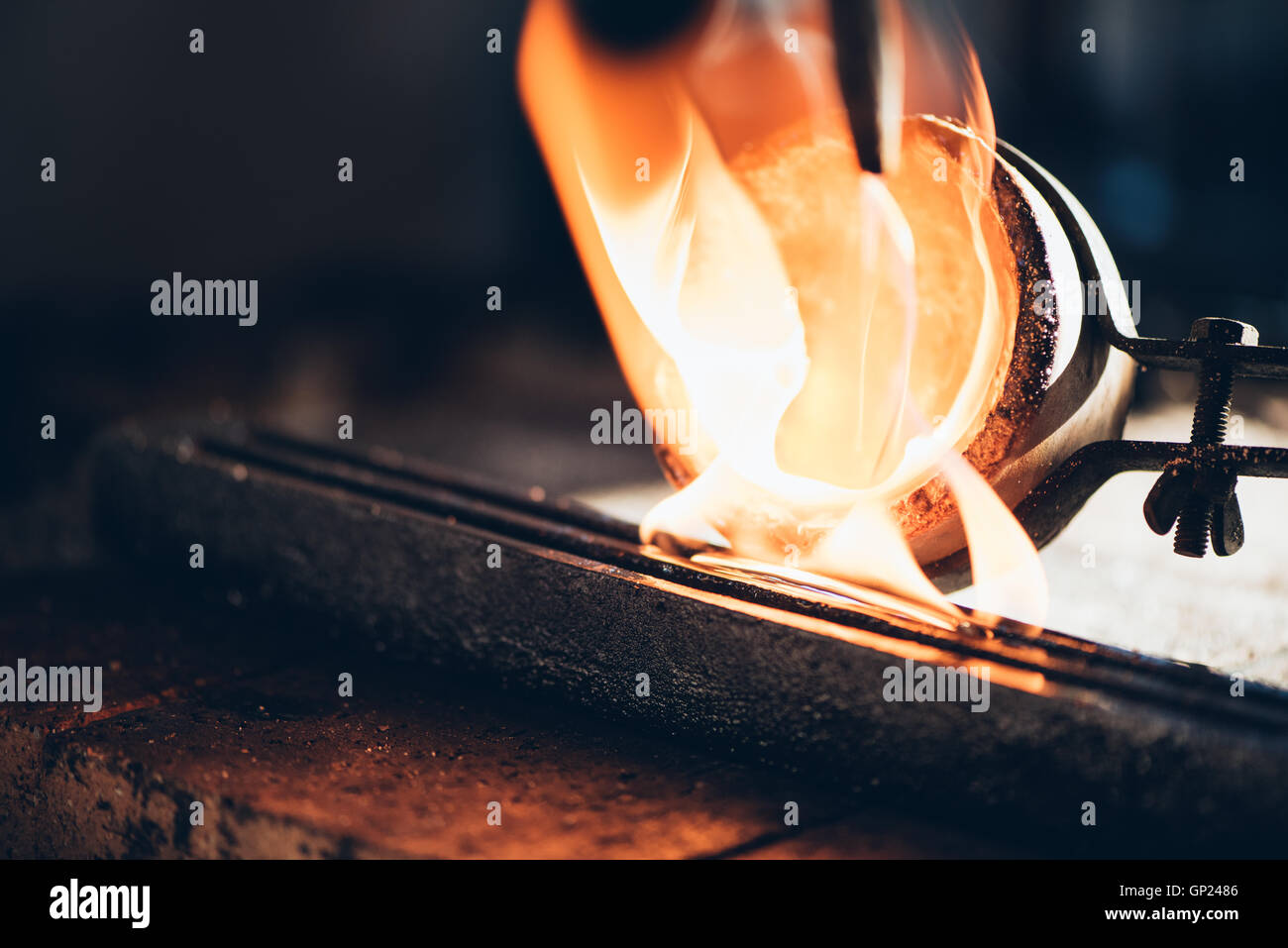 Pouring Molten Metal Equipment Hi Res Stock Photography And Images Alamy