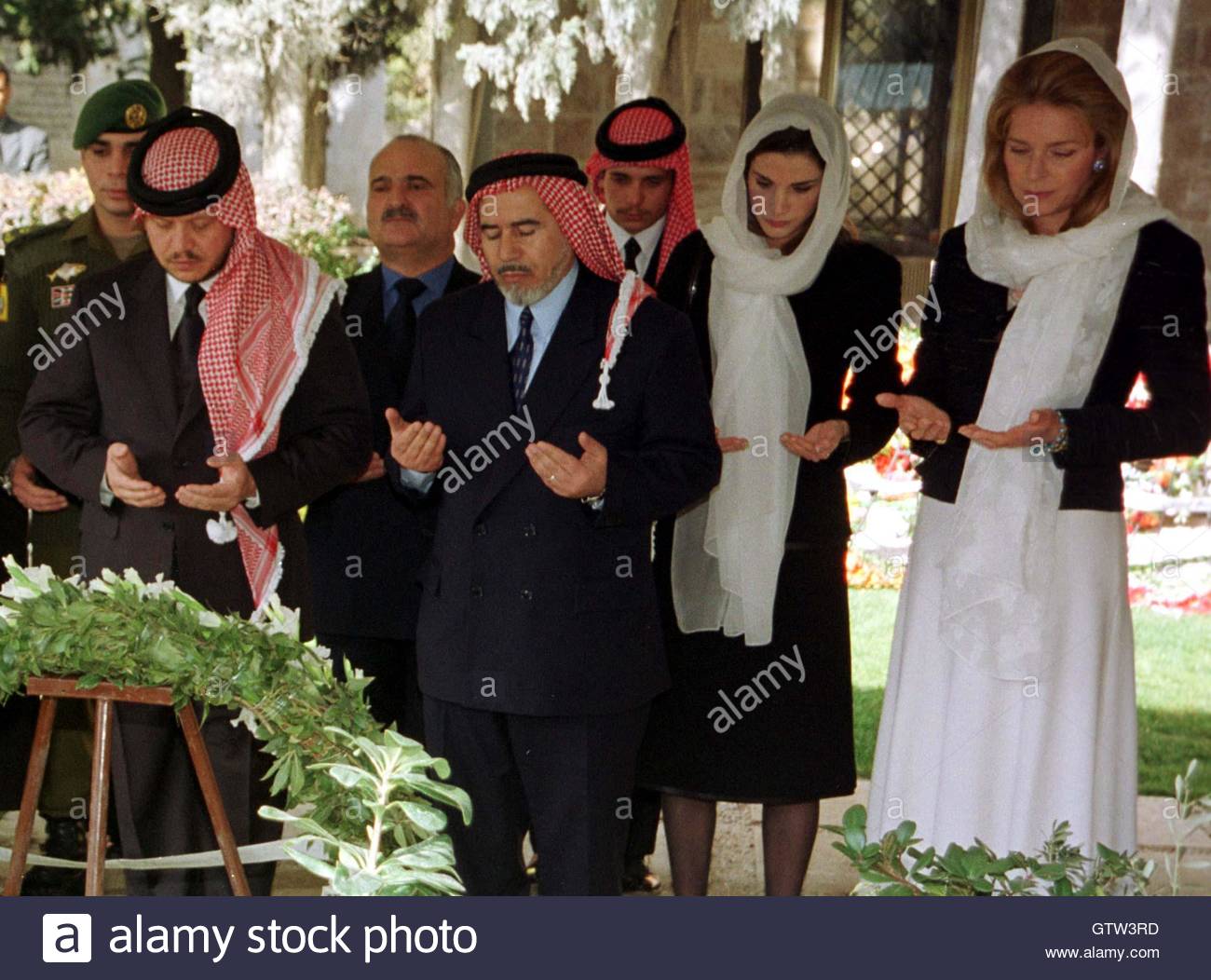 jordanian-royal-family-r-to-l-queen-noor-queen-rania-crown-prince-GTW3RD.jpg