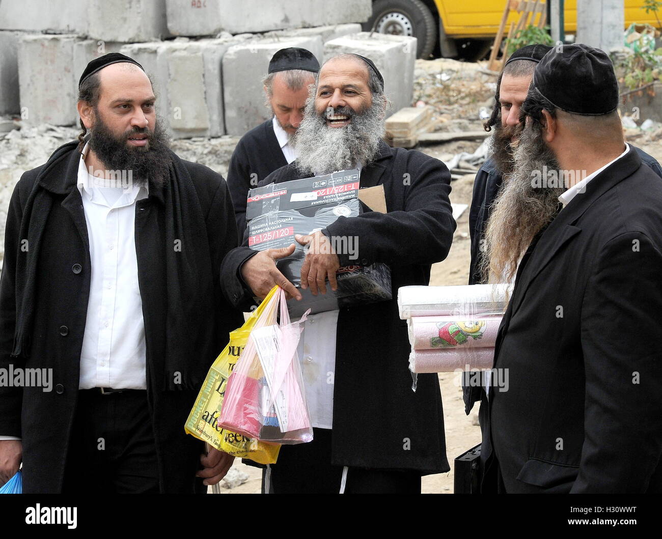 Cherkassy Region, Ukraine. 2nd Oct, 2016. Hasidic Jews celebrating