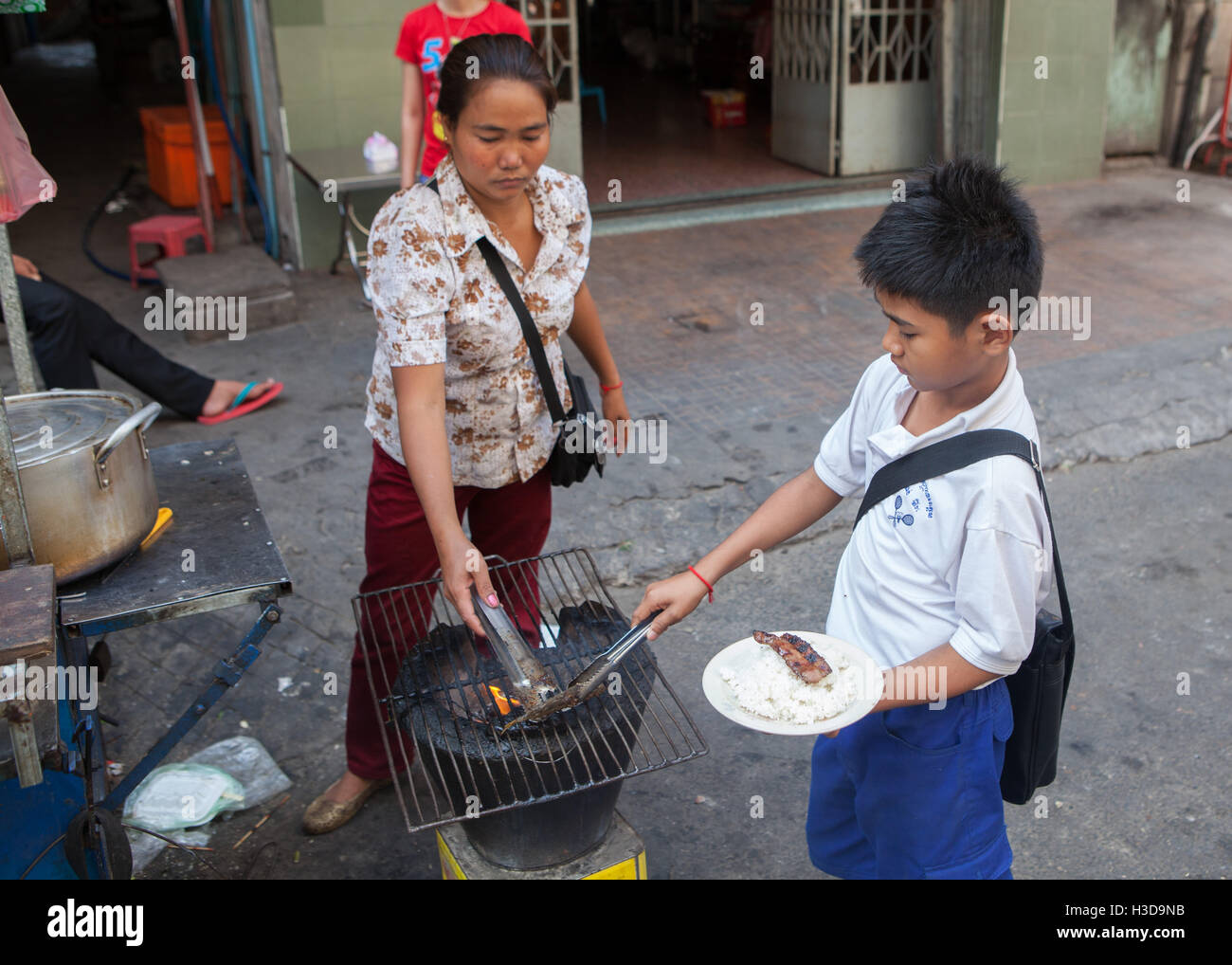 Street Food Stall In Phnom Penh Cambodia Stock Photo Alamy