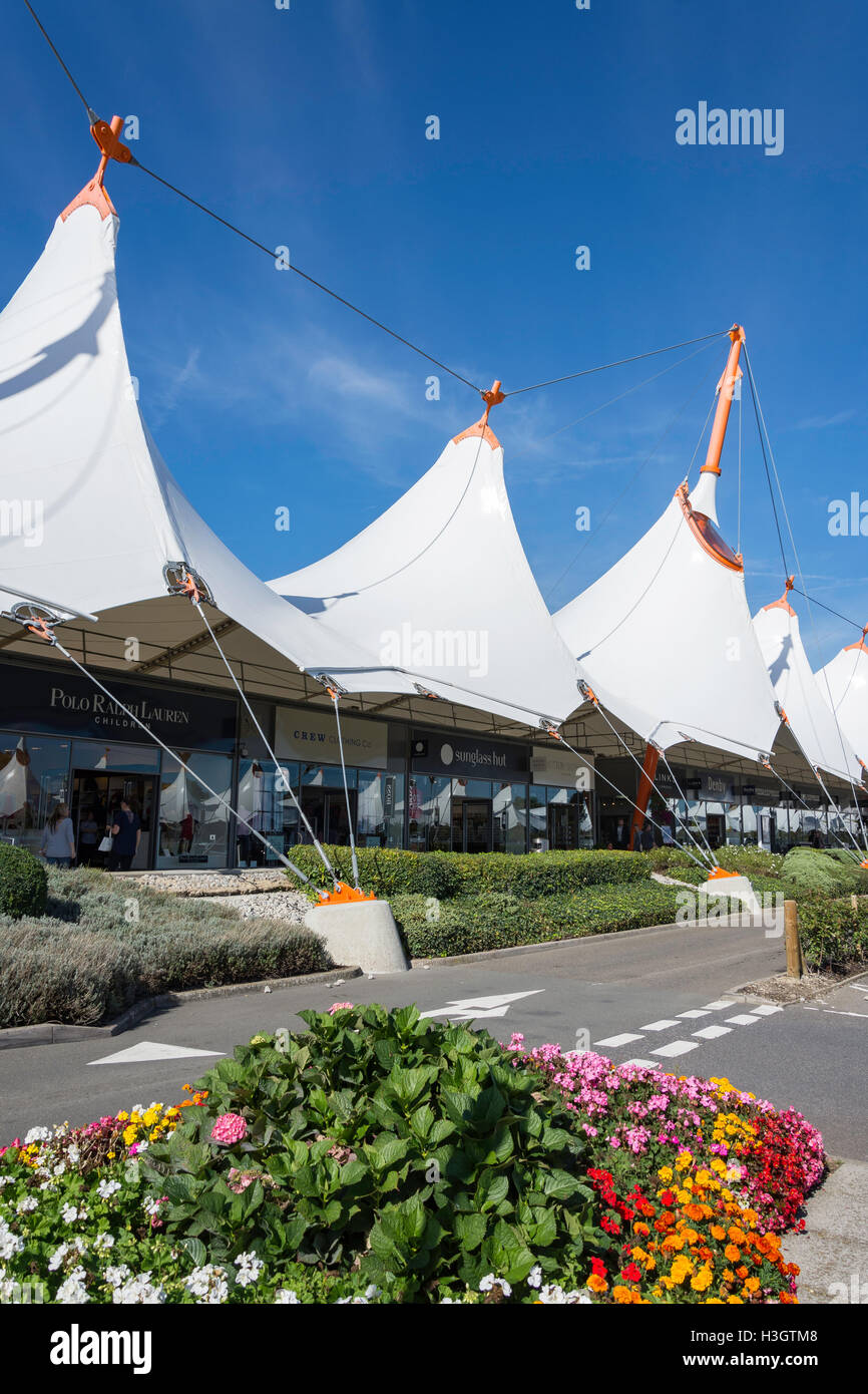 Ashford Designer Outlet, Kimberley Way, Ashford, Kent, England Stock Photo 122687160 Alamy