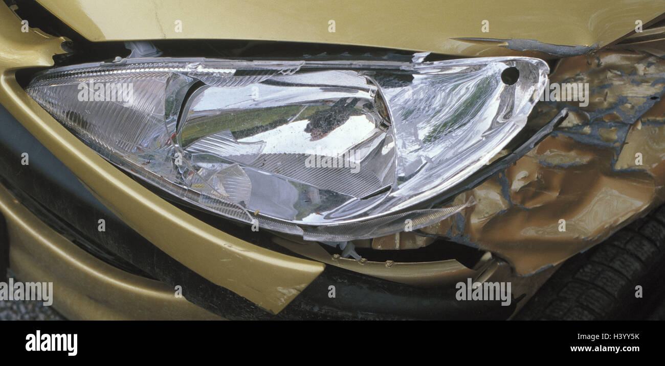 Traffic accident, car, front damage, headlight, detail, traffic Stock