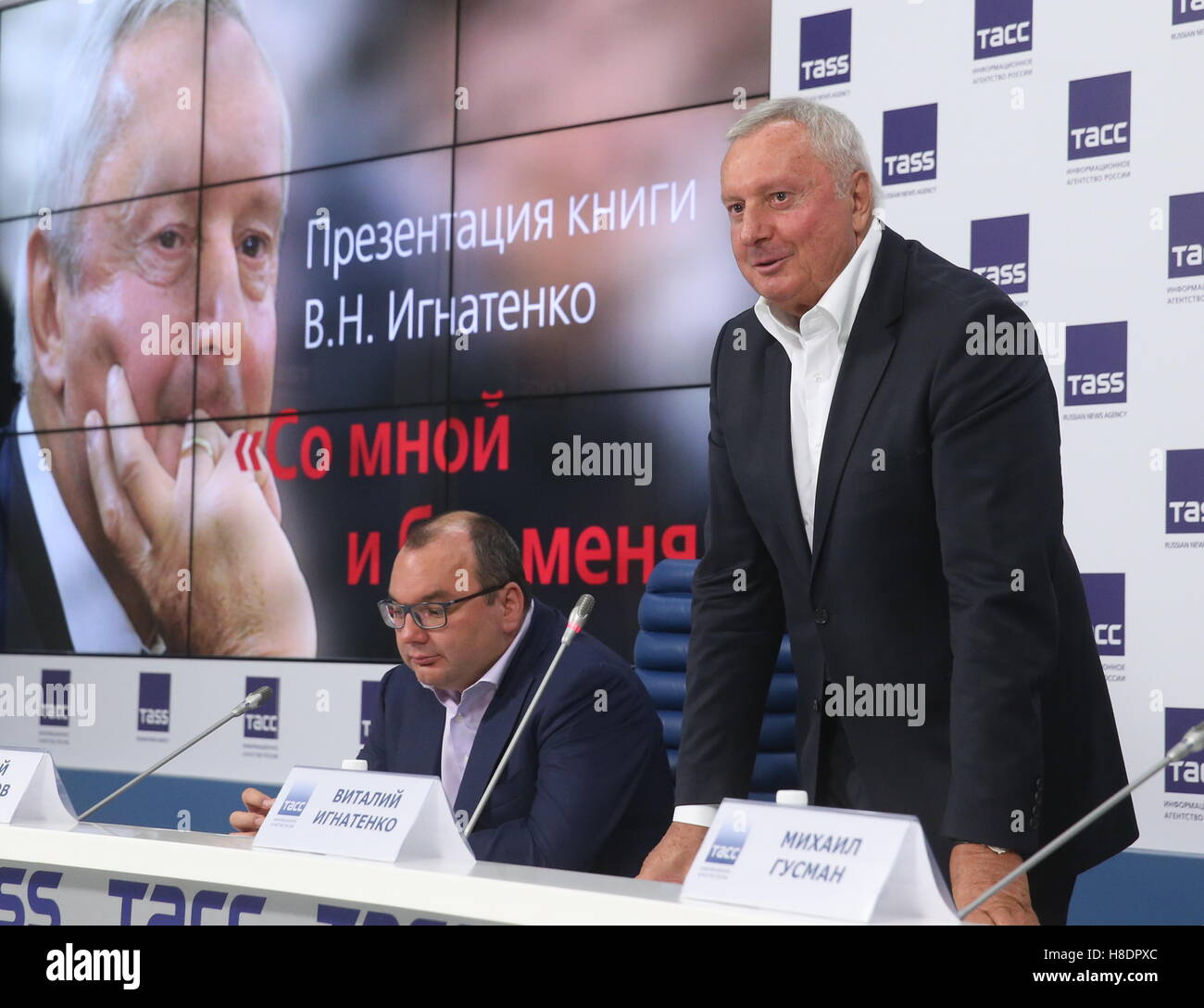 MOSCOW, RUSSIA NOVEMBER 11, 2016 TASS Russian News Agency General Stockfoto, Lizenzfreies