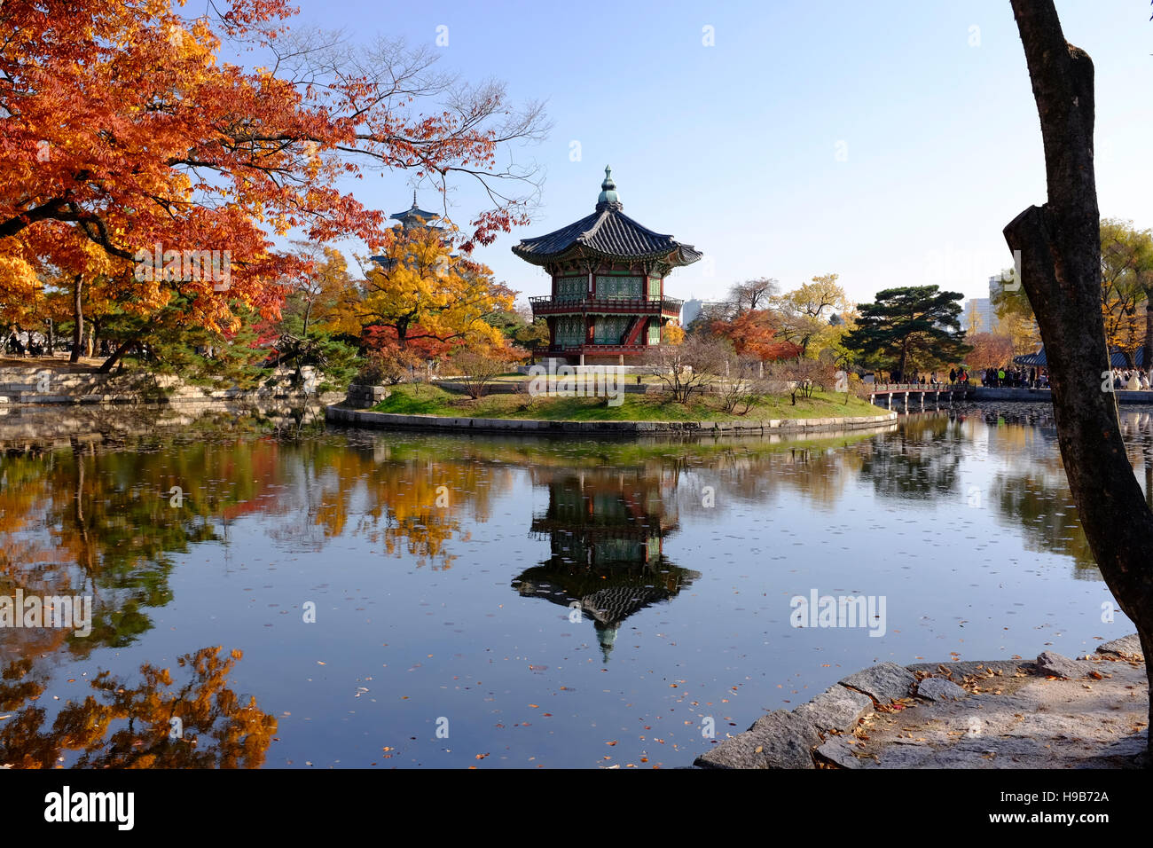 Scene At Gyeongbokgung Palace In Autumn Seoul South Korea Stock Photo