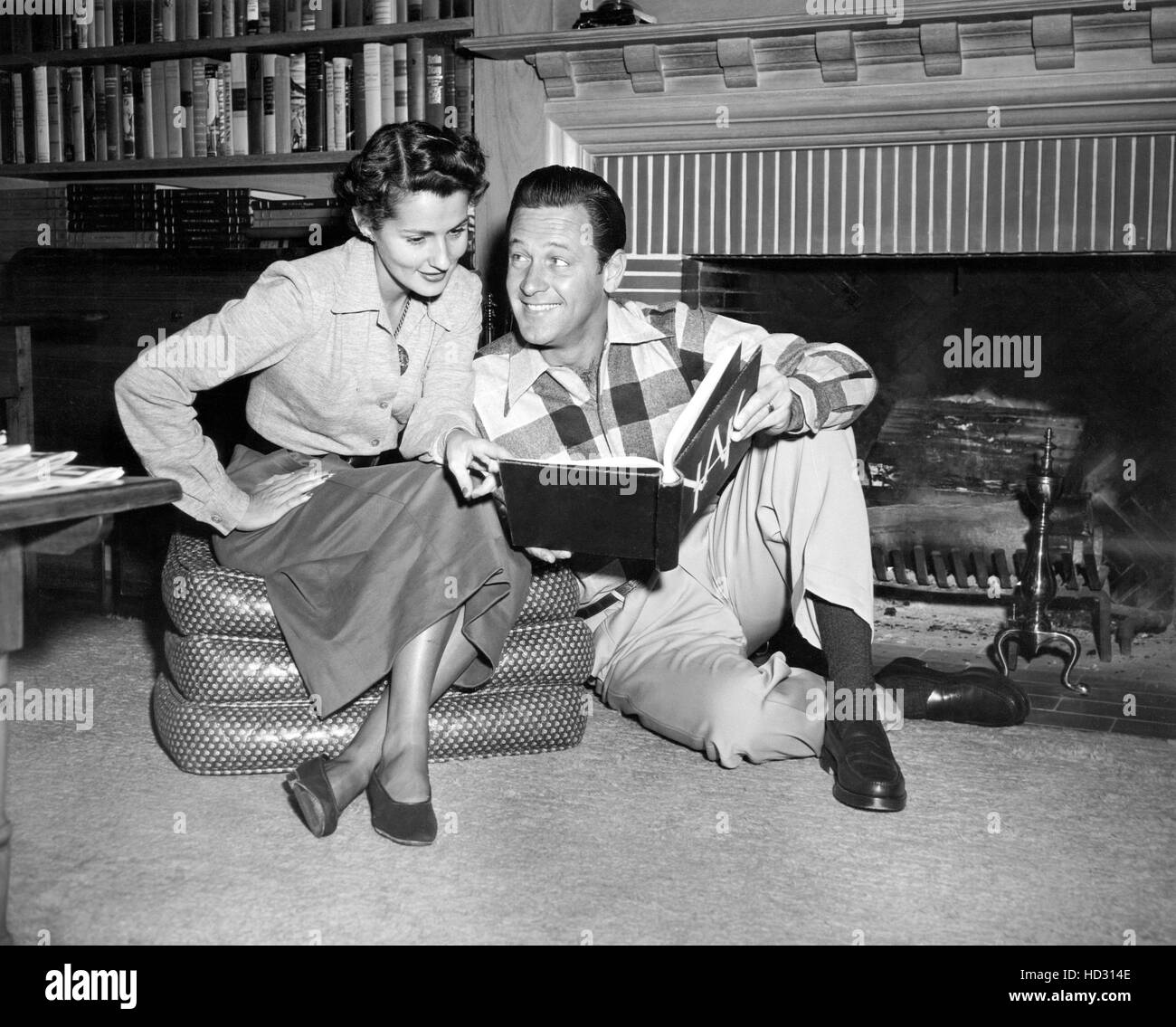 From Left Brenda Marshall With Her Husband William Holden Relaxing