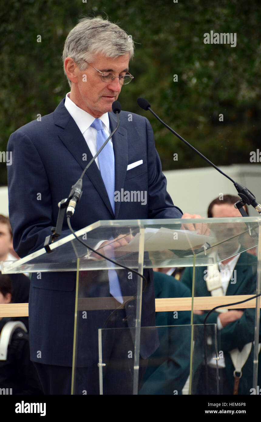 U S Army Secretary John Mchugh Speaks At A Ceremony To Commemorate