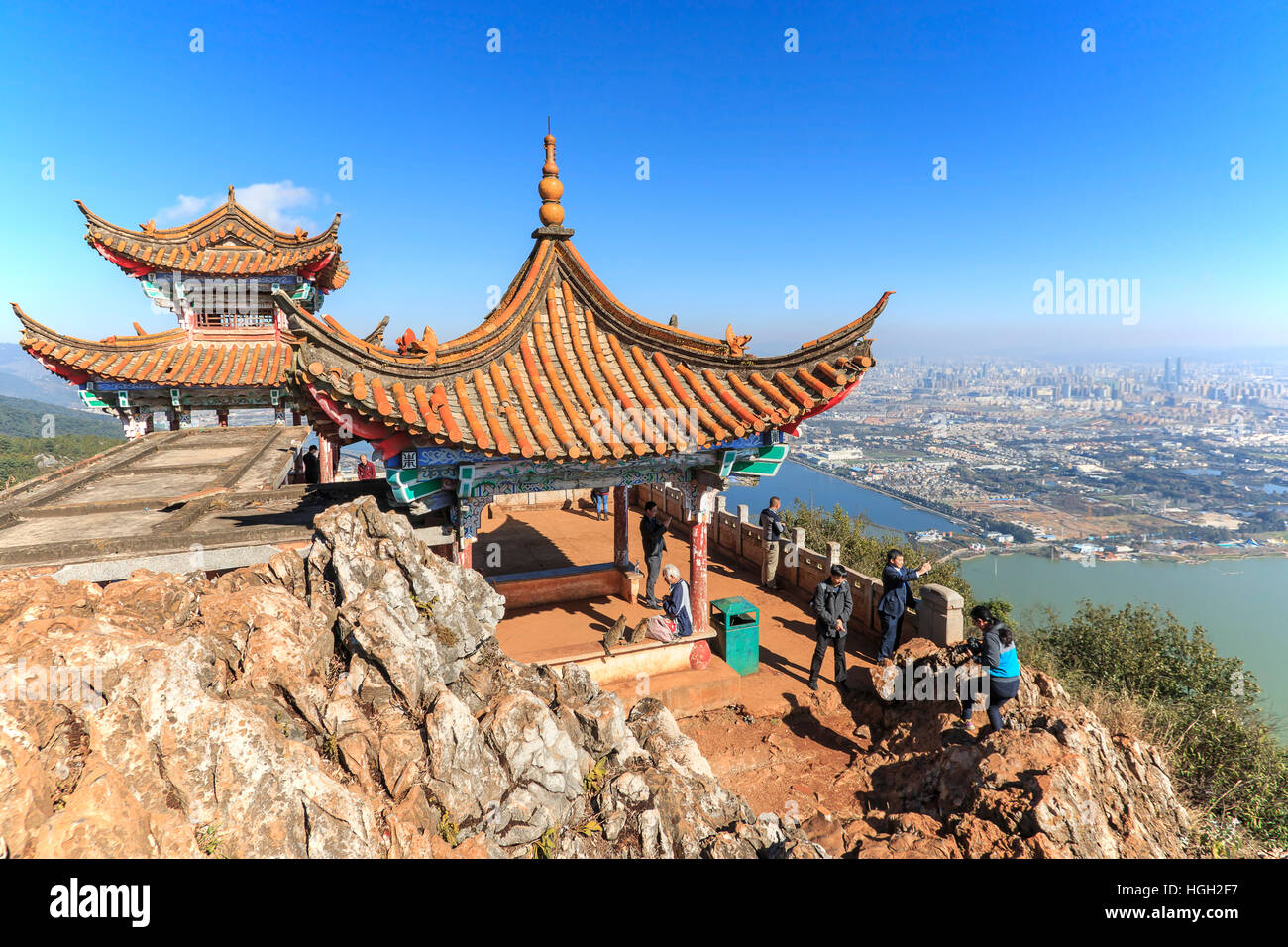 Kunming China January 9 2017 Tourists Enjoying The View Of Stock