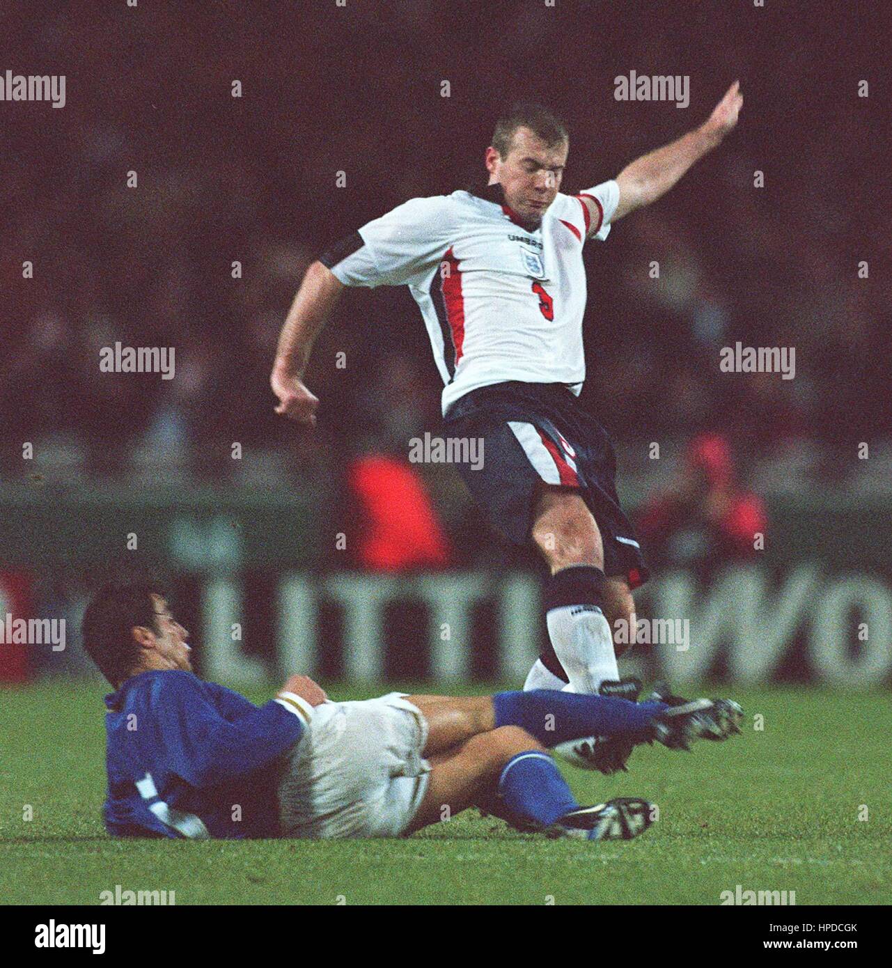 Cannavaro Shearer'ı durdururken (Kaynak: Alamy)