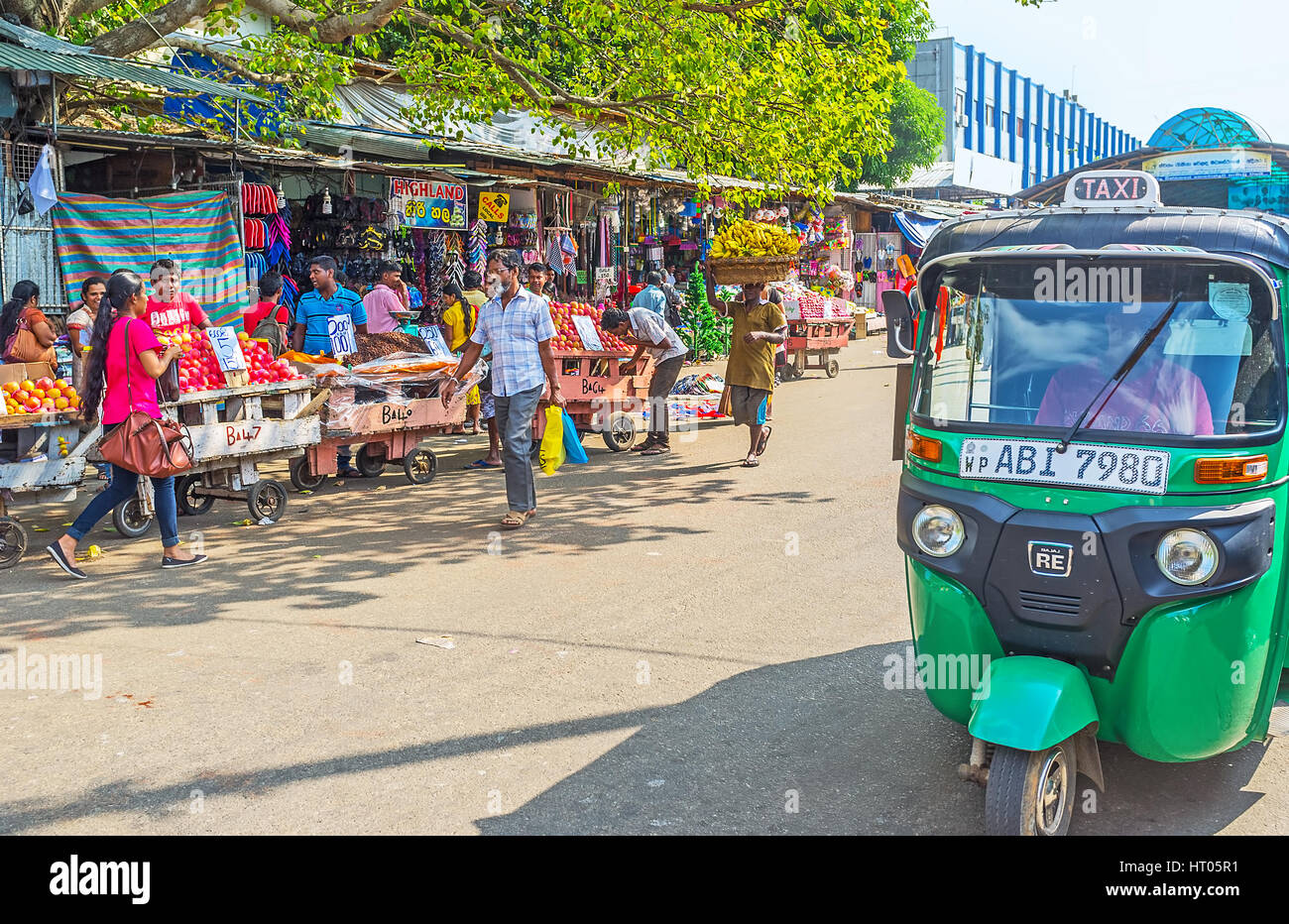 Crowded Street Colombo Sri Lanka Hi Res Stock Photography And Images