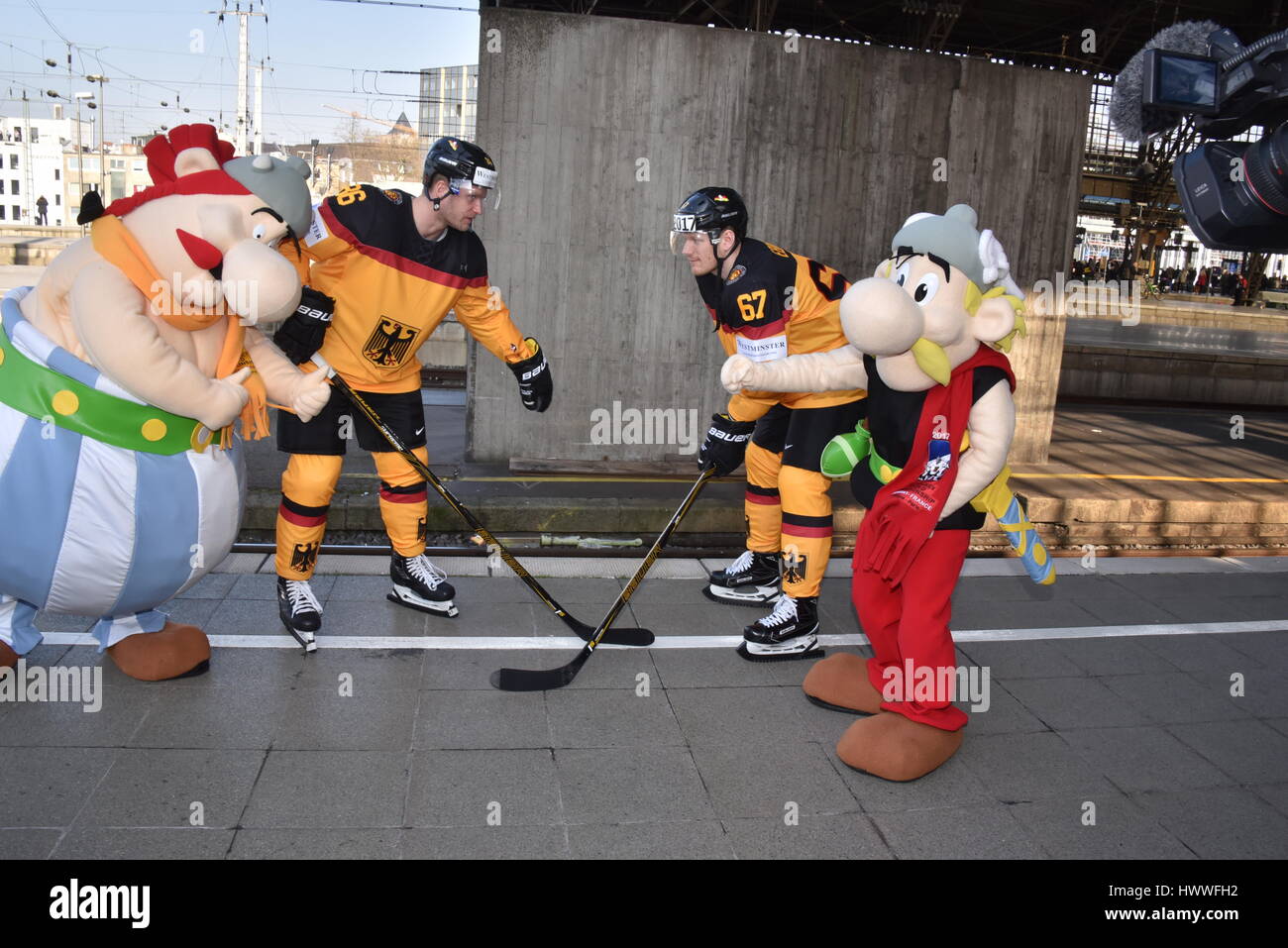 Cologne, Germany. 16th Mar, 2017. The mascots of the Ice Hockey World