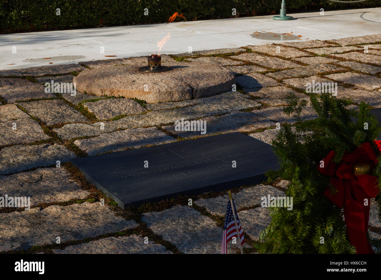 President John F Kennedy gravesite and eternal flame at Arlington Stock Photo, Royalty Free