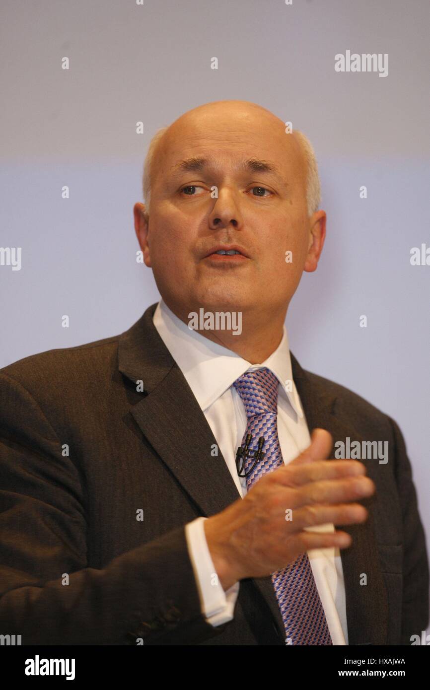 IAIN DUNCAN SMITH MP CHAIRMAN SOCIAL JUSTICE POLICY 02 October ... IAIN DUNCAN SMITH MP CHAIRMAN SOCIAL JUSTICE POLICY 02 October ...