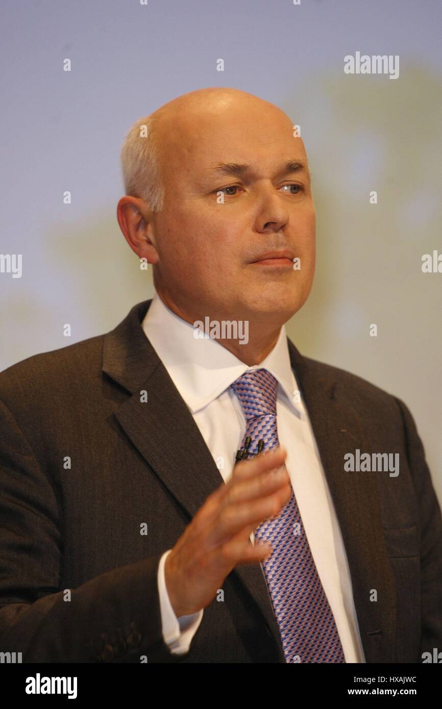 IAIN DUNCAN SMITH MP CHAIRMAN SOCIAL JUSTICE POLICY 02 October ... IAIN DUNCAN SMITH MP CHAIRMAN SOCIAL JUSTICE POLICY 02 October ...