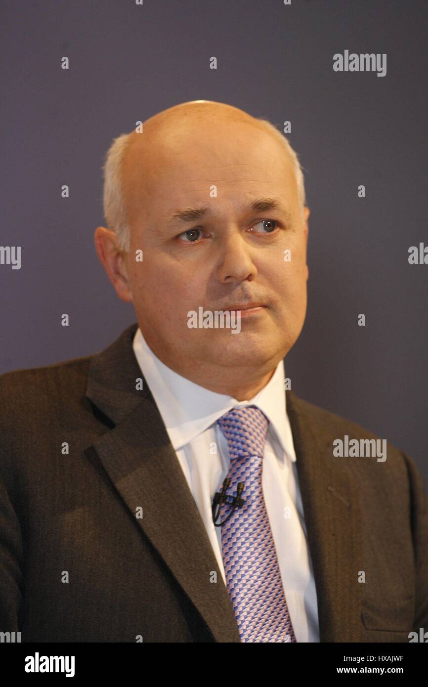 IAIN DUNCAN SMITH MP CHAIRMAN SOCIAL JUSTICE POLICY 02 October ... IAIN DUNCAN SMITH MP CHAIRMAN SOCIAL JUSTICE POLICY 02 October ...