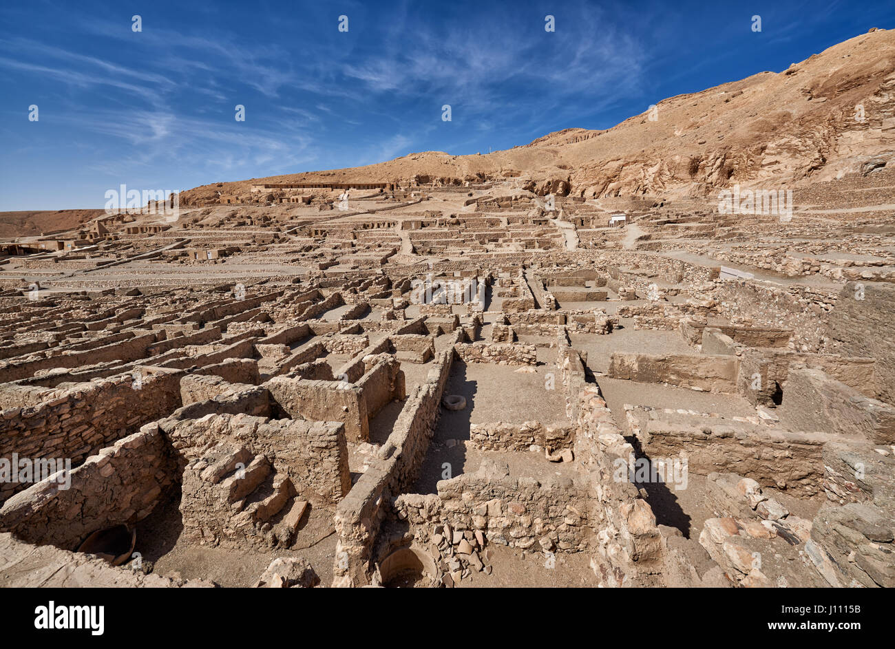 a history of the ancient egyptian village of deir el medina New kingdom pyramid, deir el-medina the arrival of the 18th-dynasty theban kings at the start of the new kingdom heralded the end of royal pyramid building in egypt. a history of the ancient egyptian village of deir el medina New kingdom pyramid, deir el-medina the arrival of the 18th-dynasty theban kings at the start of the new kingdom heralded the end of royal pyramid building in egypt.
