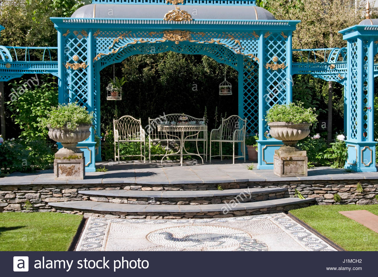 Garden Designers top small trees for garden designers Stock Photo The Victorian Aviary Garden Designers Philipa Pearson And Jonathan Denby Rhs Chelsea Garden Designers franchesca watson garden designer inspirations ides suggestions jesuisaujardinfr Stock Photo The Victorian Aviary Garden Designers Philipa Pearson And Jonathan Denby Rhs Chelsea