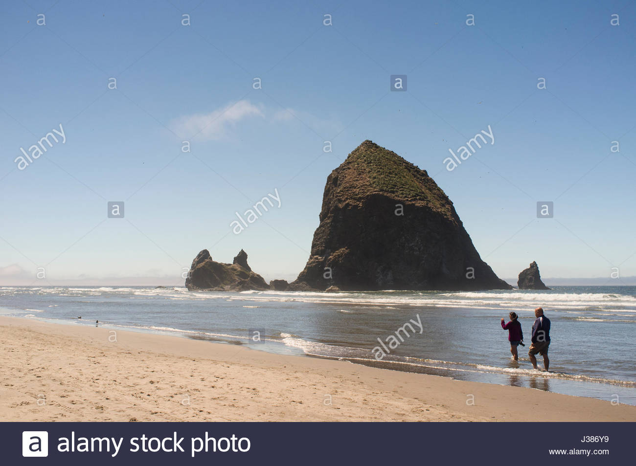 haystack rock tolovana beach state wayside cannon beach haystack rock tolovana beach state wayside cannon beach