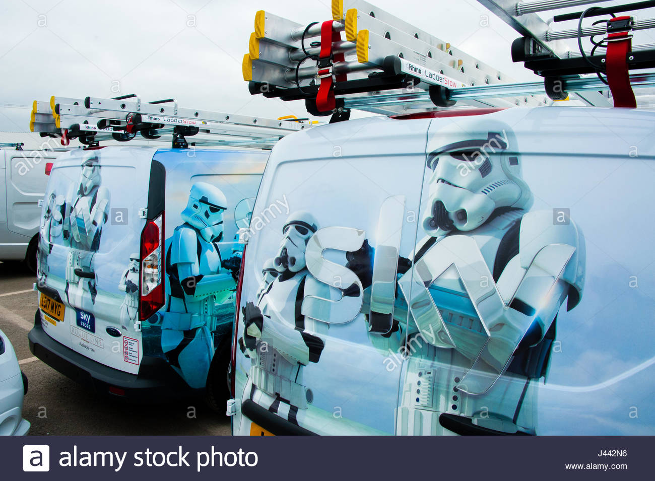 sky vans 2019