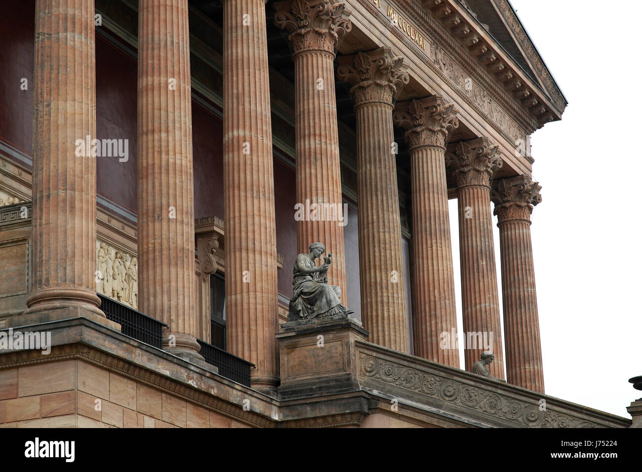 Modern Columns art anciently berlin museum painting art modern modernity columns Modern Columns art anciently berlin museum painting art modern modernity columns