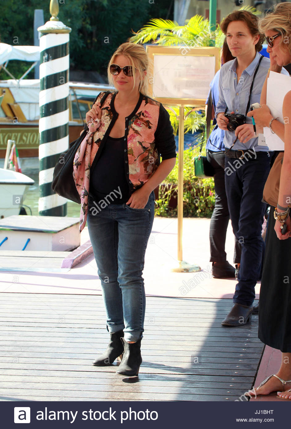 melanie thierry roman melanie thierry and raphael haroche french actress melanie thierry roman melanie thierry and raphael haroche french actress