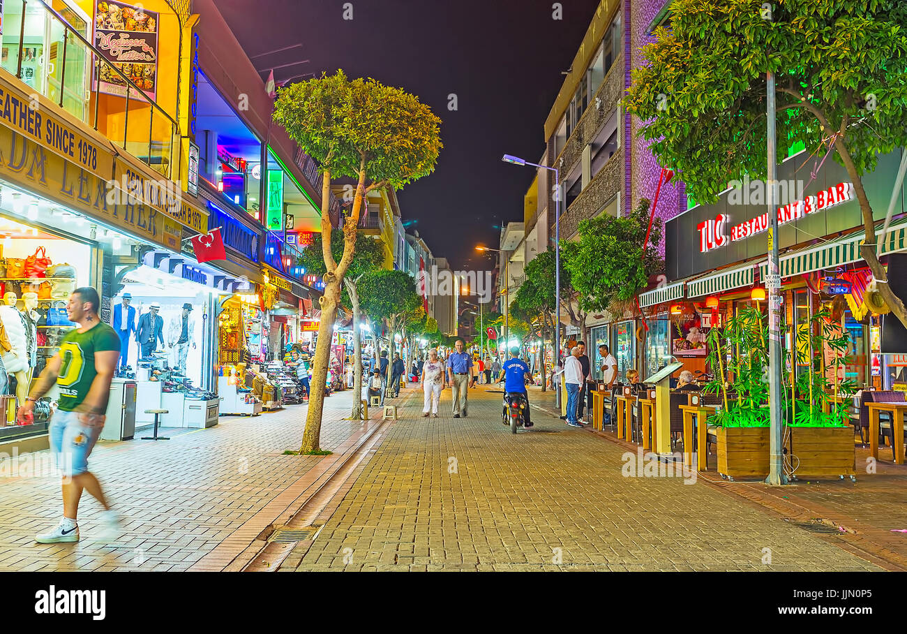 ALANYA, TURKEY MAY 8, 2017 The Grand Bazaar is the best place to Stock Photo 149208365 Alamy