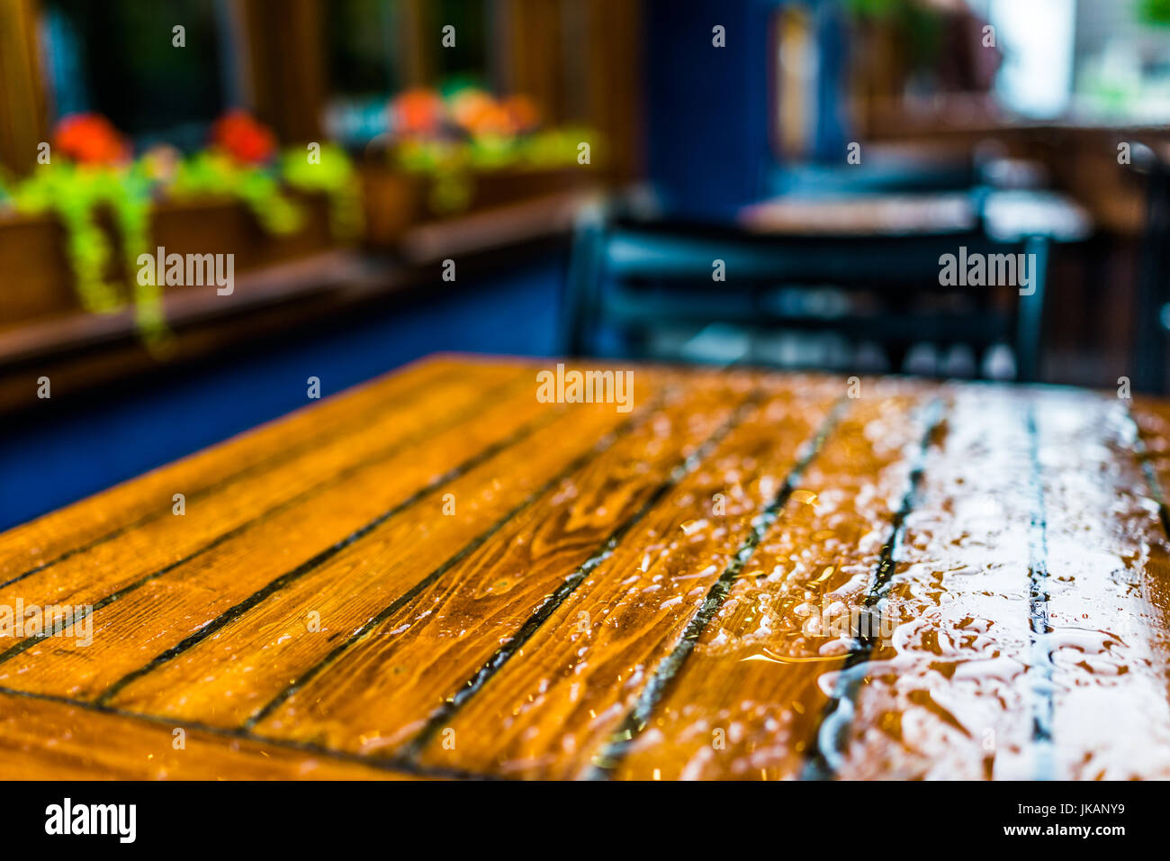 Wet Cafe Table Hi Res Stock Photography And Images Alamy