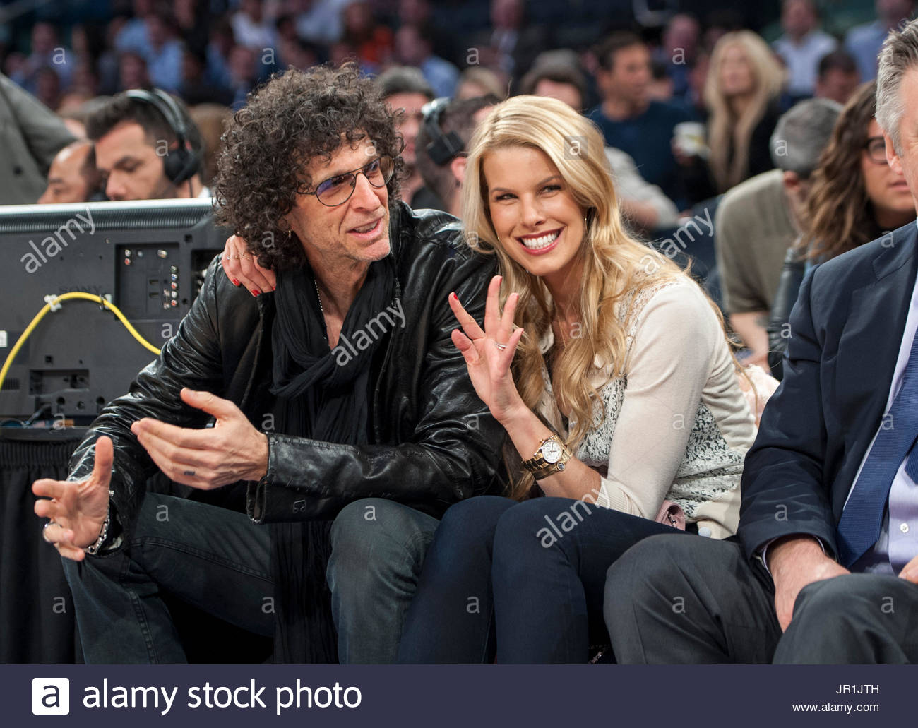 Howard Stern Makes His Debut on Americas Got Talent Howard Stern Makes His Debut on Americas Got Talent new pictures Howard Stern Makes His Debut on Americas Got Talent Howard Stern Makes His Debut on Americas Got Talent new photo
