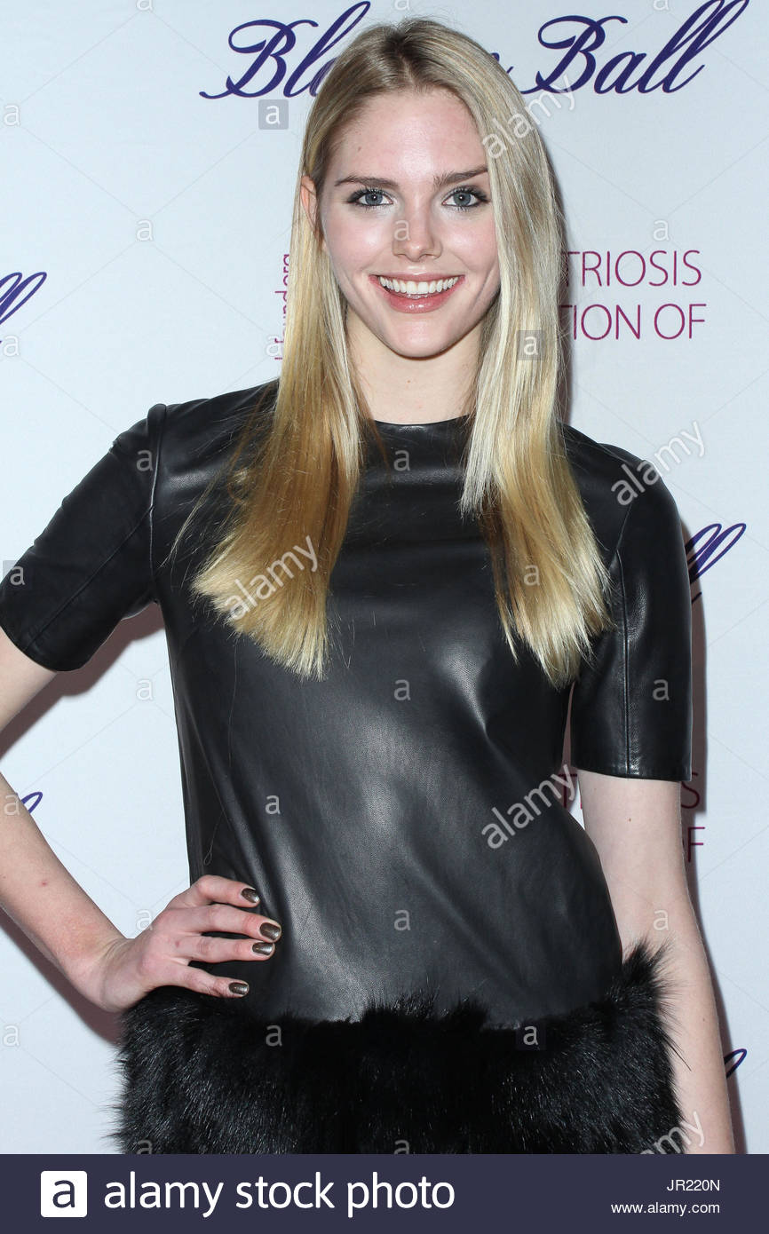 Paparazzi Feet Dani Seitz naked photo 2017 cameltoe Feet Dani Seitz naked photo 2017