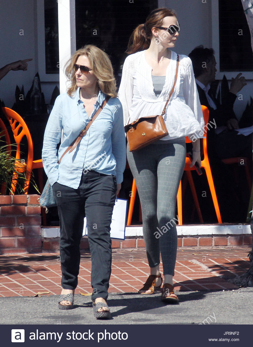 Saffron Burrows,Alison Balian.Saffron Burrows and spouse Stock Photo, Royalty Free Image
