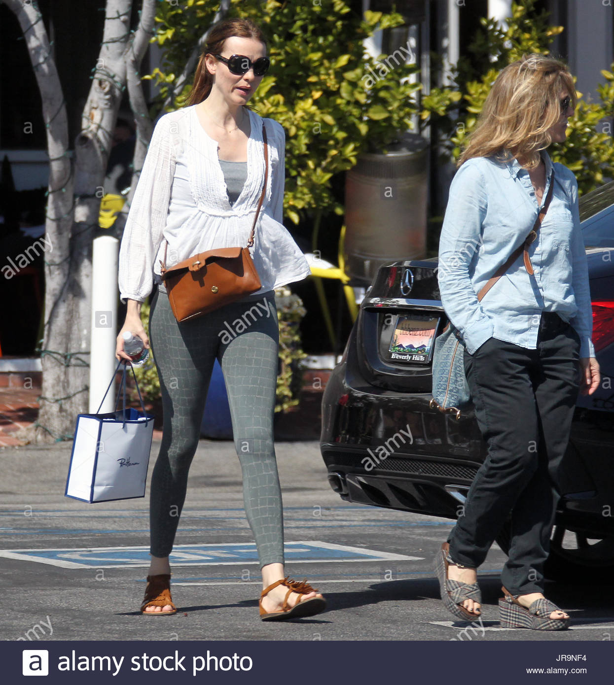 Saffron Burrows,Alison Balian.Saffron Burrows and spouse Stock Photo, Royalty Free Image