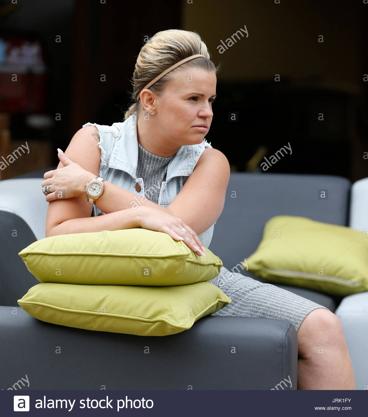 kerry katona kerry katona visits garden furniture centre at yew tree farm craft centre in wootton wawen - Garden Furniture Kerry kerry katona kerry katona visits garden furniture centre at yew tree farm craft centre in wootton wawen - Garden Furniture Kerry