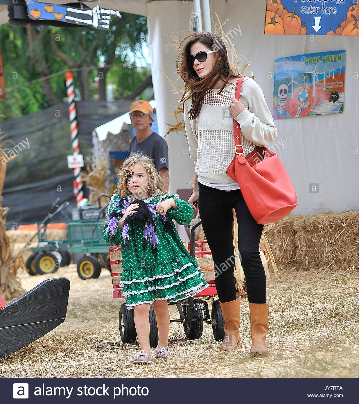 Michelle Monaghan And Willow Katherine White Stock Photos & Michelle