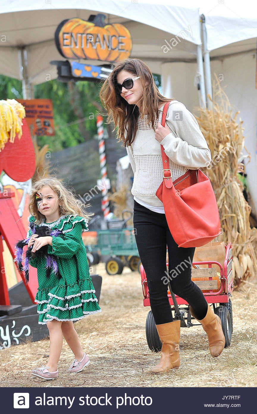Michelle Monaghan And Willow Katherine White Stock Photos & Michelle
