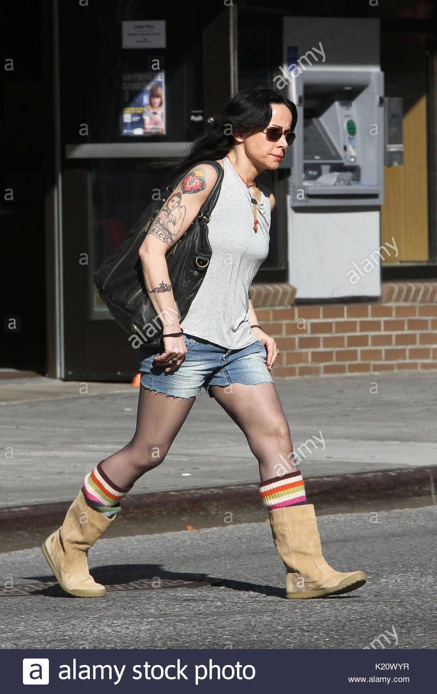 Janeane Garofalo. Janeane Garofalo takes a stroll around University