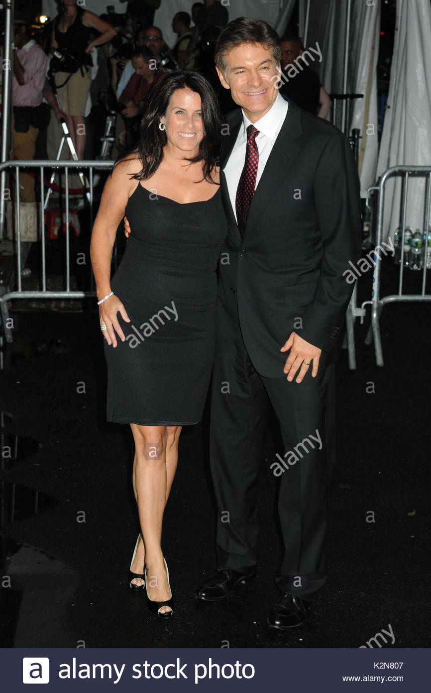Dr Oz Wife Lisa Oz Stock Photos & Dr Oz Wife Lisa Oz Stock Images - Alamy