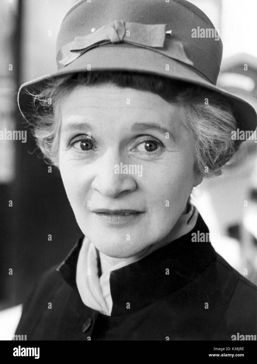 DR. FINLAY'S CASEBOOK [BBC TV SERIES 19621971] BARBARA MULLEN as Stock