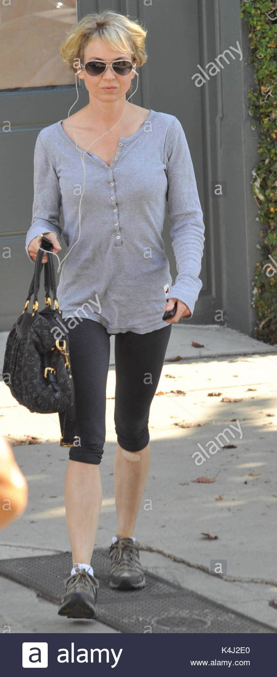 Paparazzi Renee Zellweger nude photos 2019 Paparazzi Renee Zellweger nude photos 2019