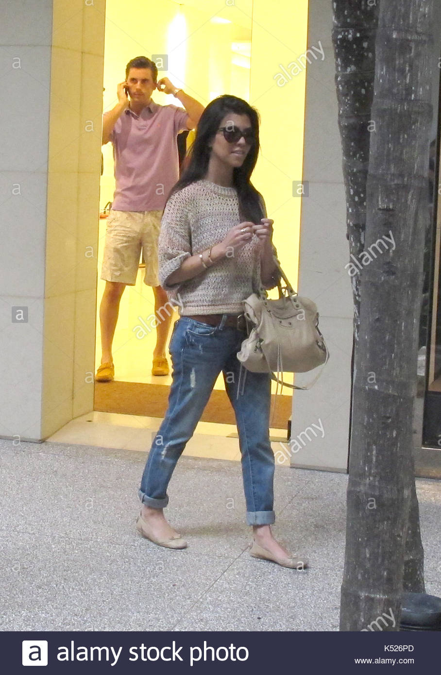 butt Paparazzi Kourtney Kardashian naked photo 2017 Hot Paparazzi Kourtney Kardashian naked photo 2017