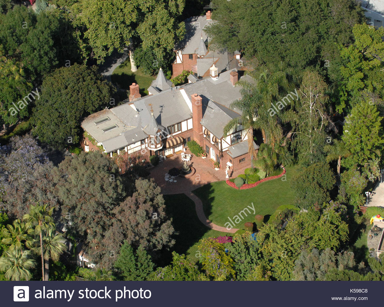 Michael Jackson's Encino home. Aerial views of Michael Jacksons home