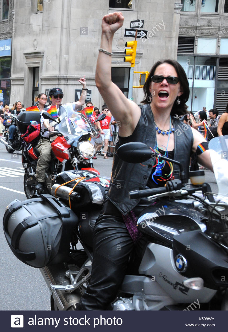 gay pride parade 2009 nyc hall of fame sex video ladies