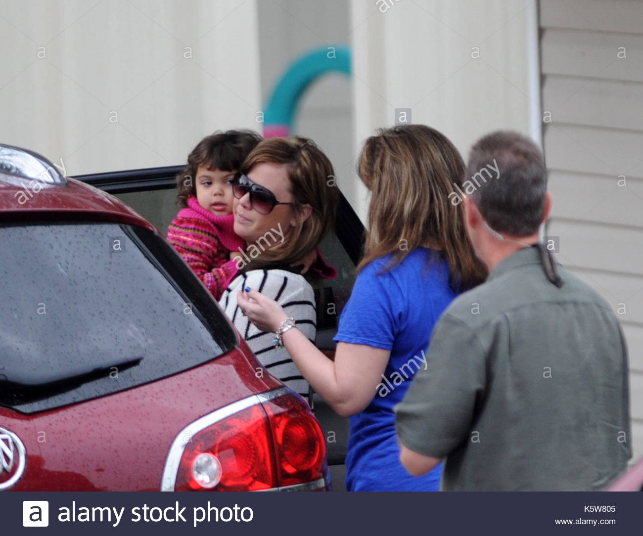 Sam Alexis Woods and her nanny. Nanny takes Elin Nordegren and Tiger