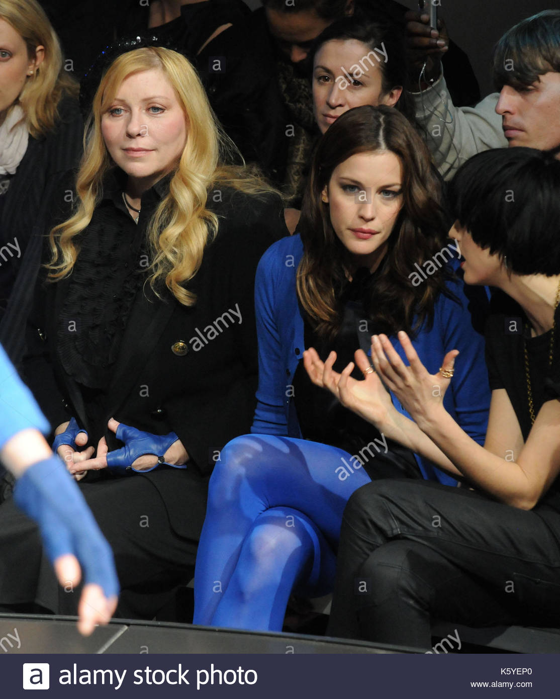 Constance Hsu images Rebecca Romijn USA 2 1997-1998 picture