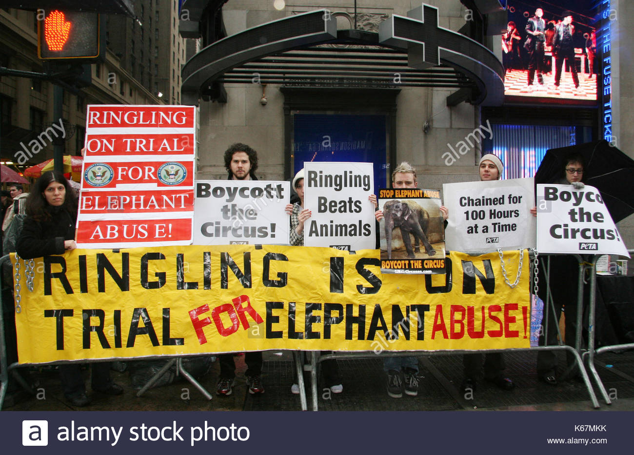 On the hook: protest action of animal defenders in Colombia 63 On the hook: protest action of animal defenders in Colombia 61