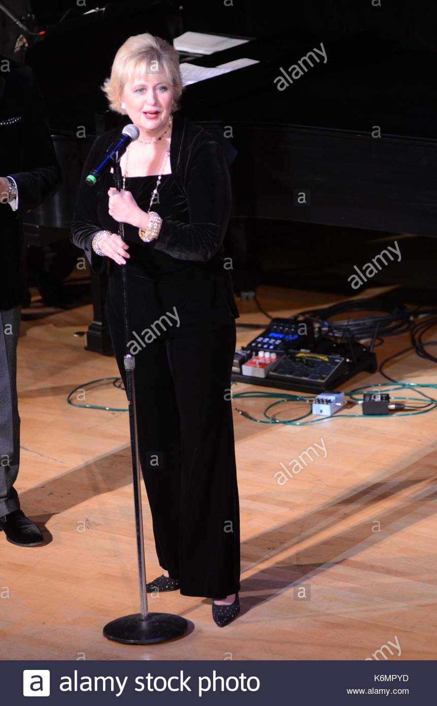 Sally Mayes Sally Mayes new foto Sally Mayes Sally Mayes new photo