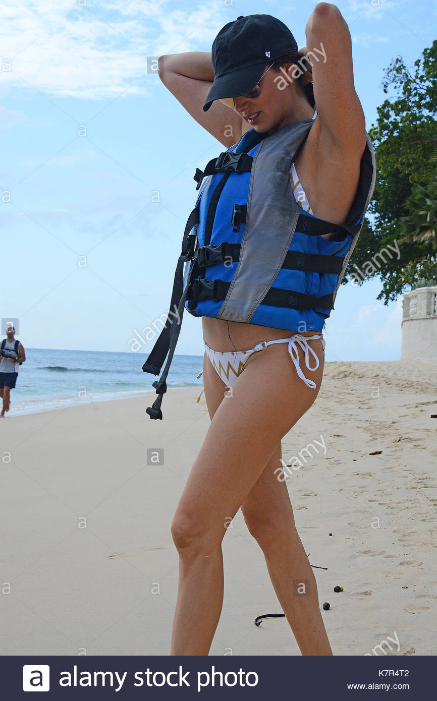 Paparazzi Charlotte Mckinney nude photos 2019 Paparazzi Charlotte Mckinney nude photos 2019
