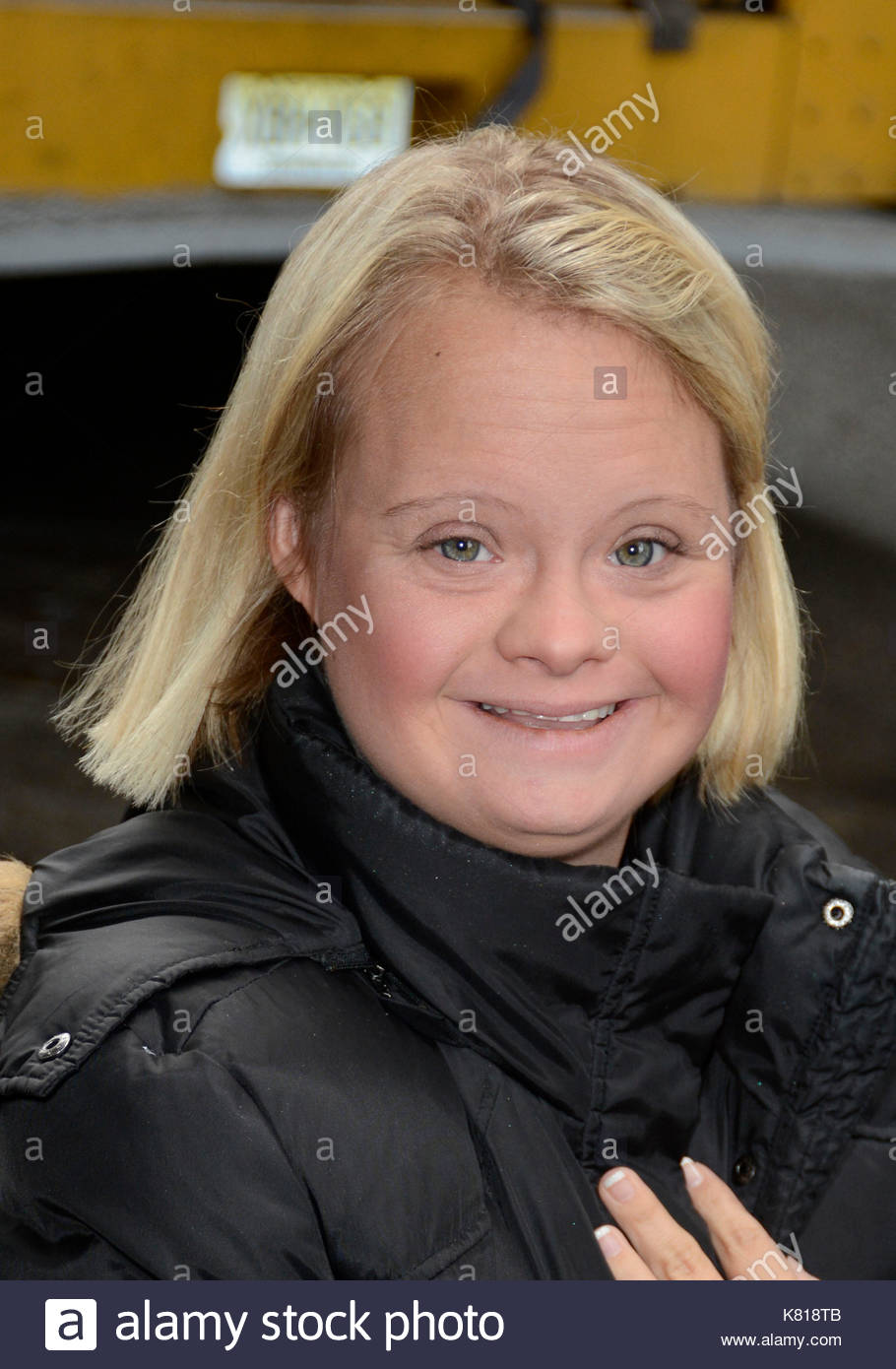 Nicholle Tom,Anthony Hopkins (born 1937 (naturalized American citizen) Porno pictures Taki Saito (b. 2000),Viveca Lindfors Carolyn Jones born April 28, 1930 (age 88),Tracy Wells XXX fotos Kathryn Ish,Sheila Matthews Allen