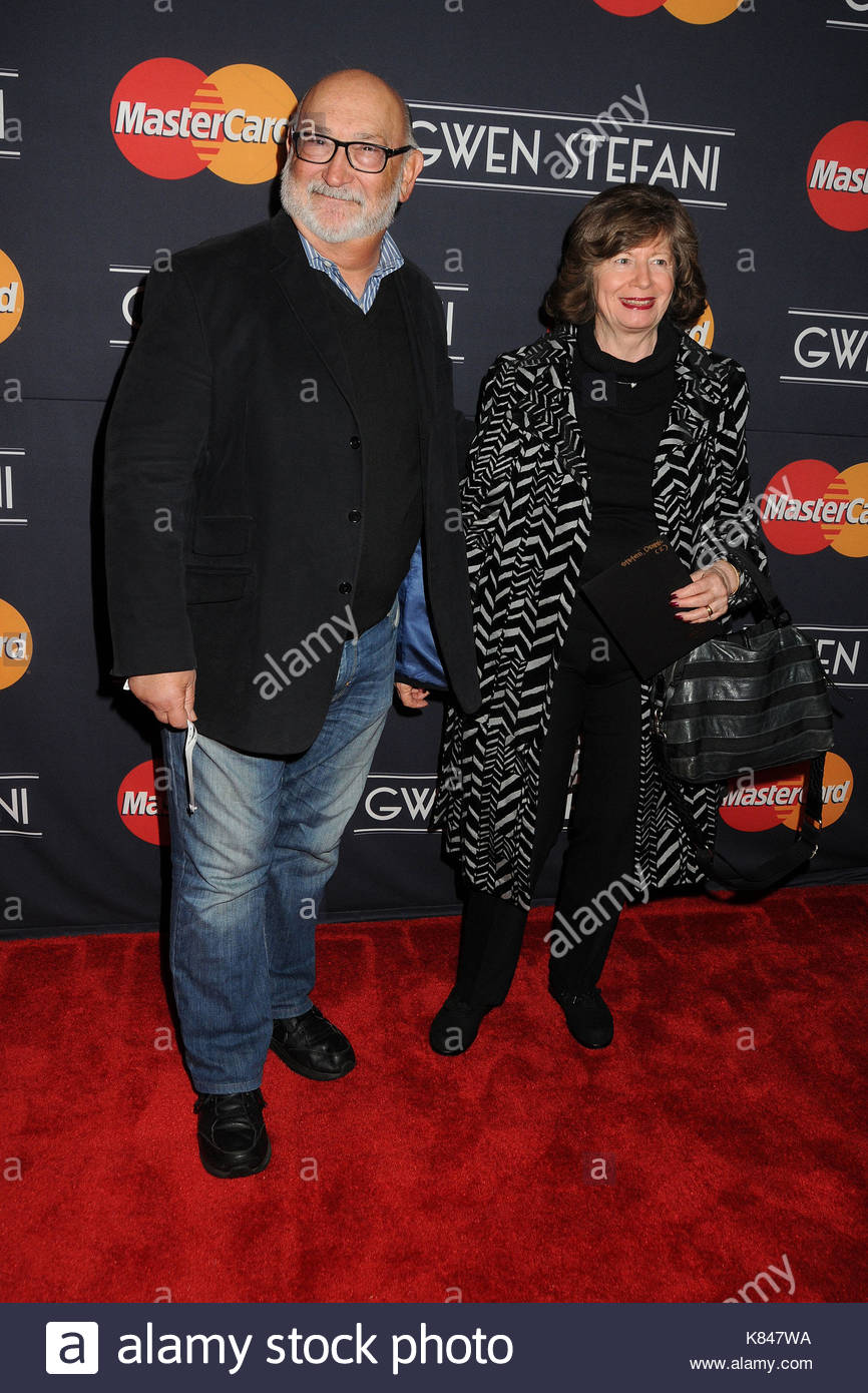 Dennis Stefani, Patti Stefani. Mastercard Priceless Surprises Stock