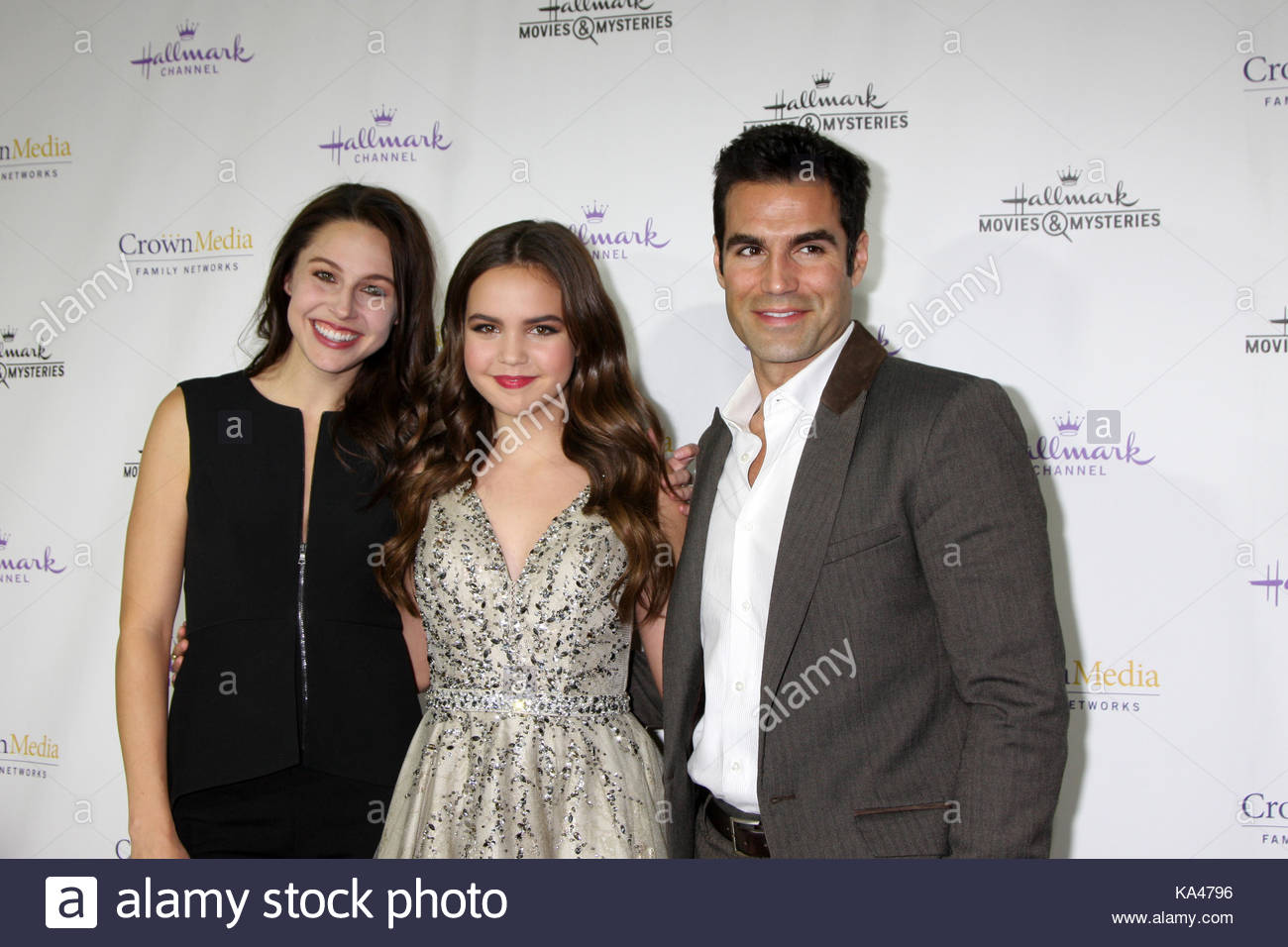 bailee madison kaitlin riley kaitlin riley bailee madison and jordi vilasuso hallmark bailee madison kaitlin riley kaitlin riley bailee madison and jordi vilasuso hallmark