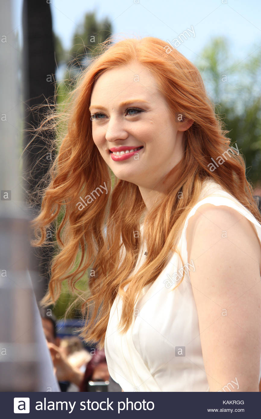 Girls of True Blood s02 - 2009 HD naked (42 photos) Girls of True Blood s02 - 2009 HD nudes (21 image)