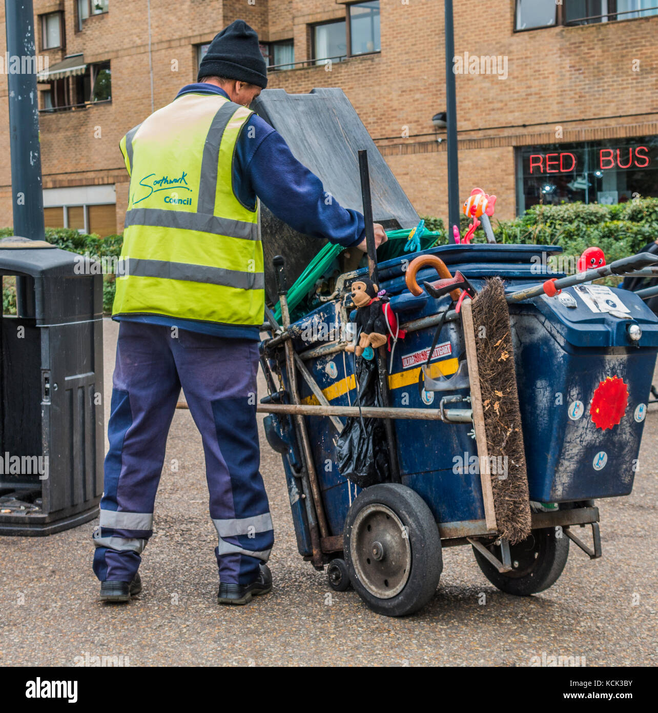 Refuse Collector Stock Photos & Refuse Collector Stock Images Alamy